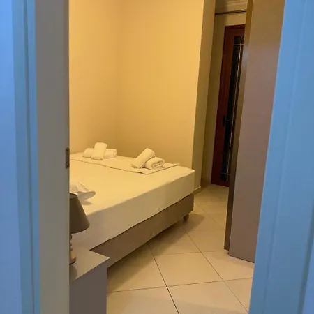 Brothers Apartment *